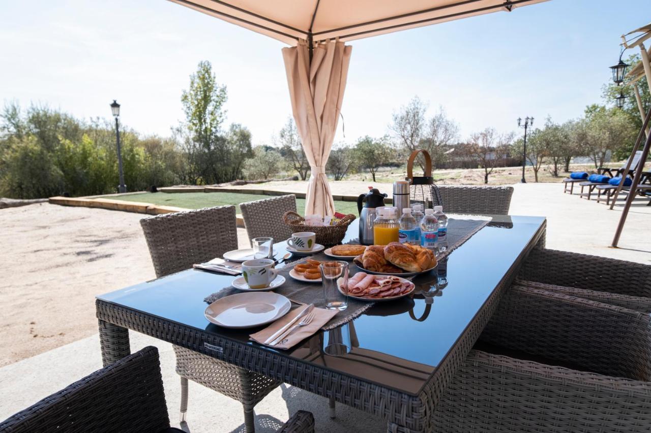 El Toril Glamping Experience Luxe tent *